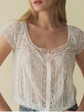 Doen Lace Short Sleeve - White
